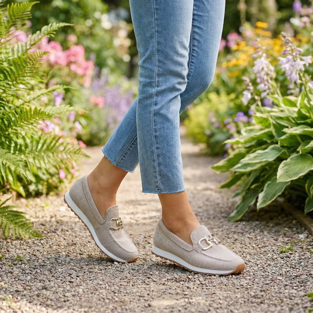 Liora Comfort Sneakers